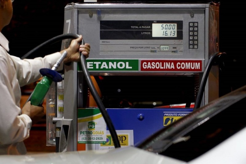 Etanol permanece vantajoso ante gasolina em quatro estados, diz ANP Etanol permanece vantajoso ante gasolina em quatro estados, diz ANP